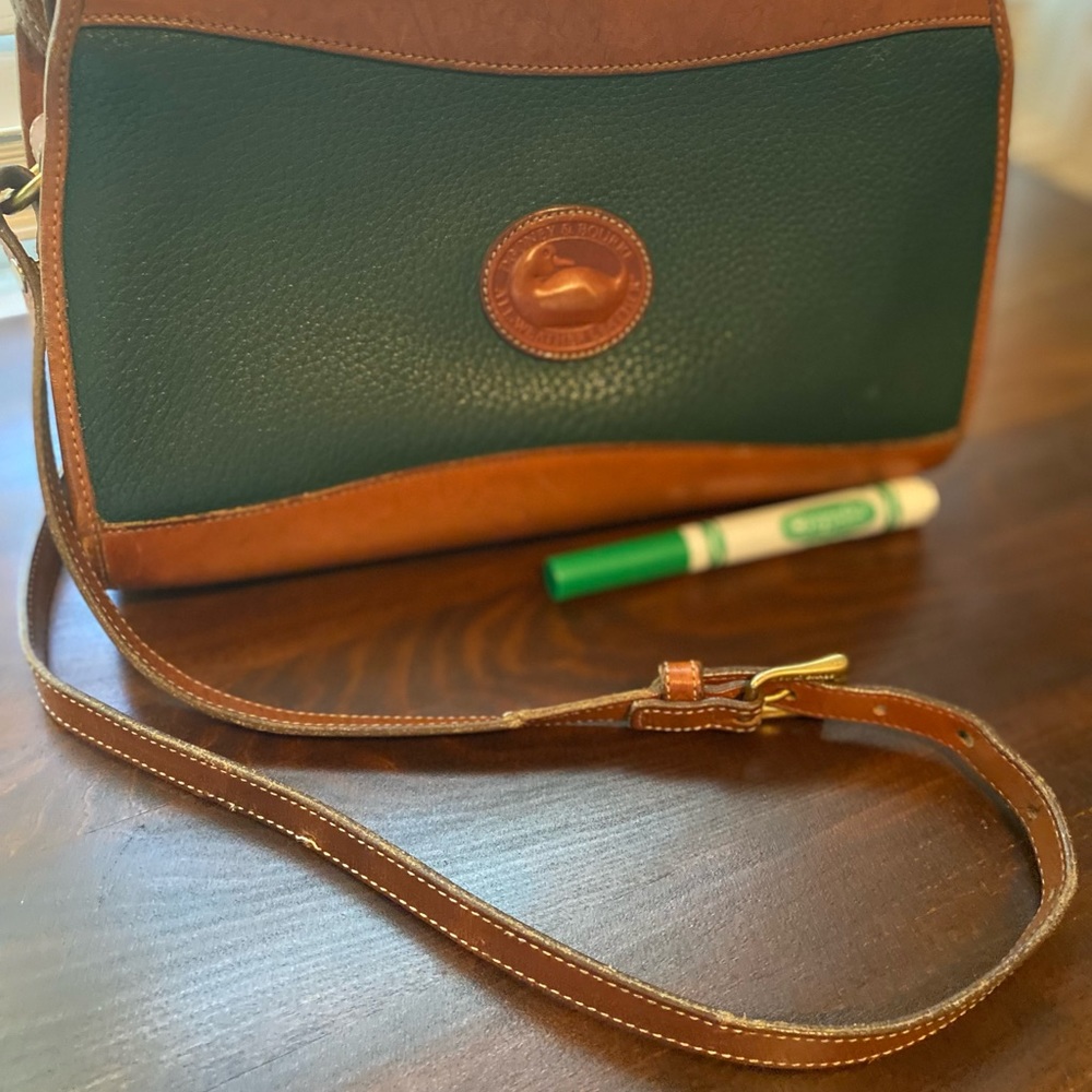 Dooney & Bourke Classic Vintage All-Weather Leather Handbag Green - Picture 9 of 9